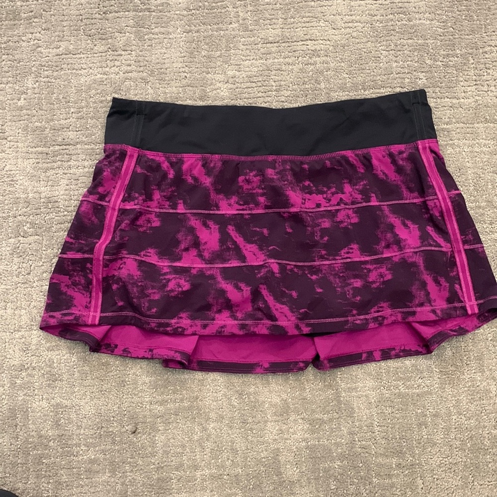 Pace rival skirt size 10 Purple/Black